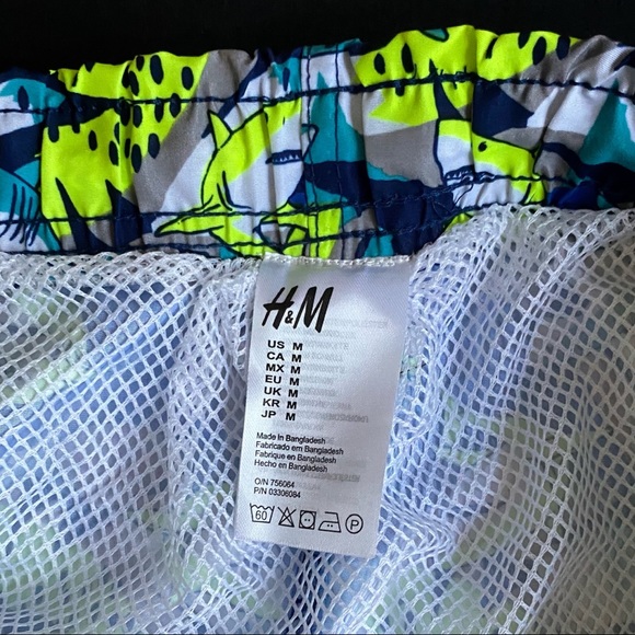 H&M shorts - Picture 3 of 4